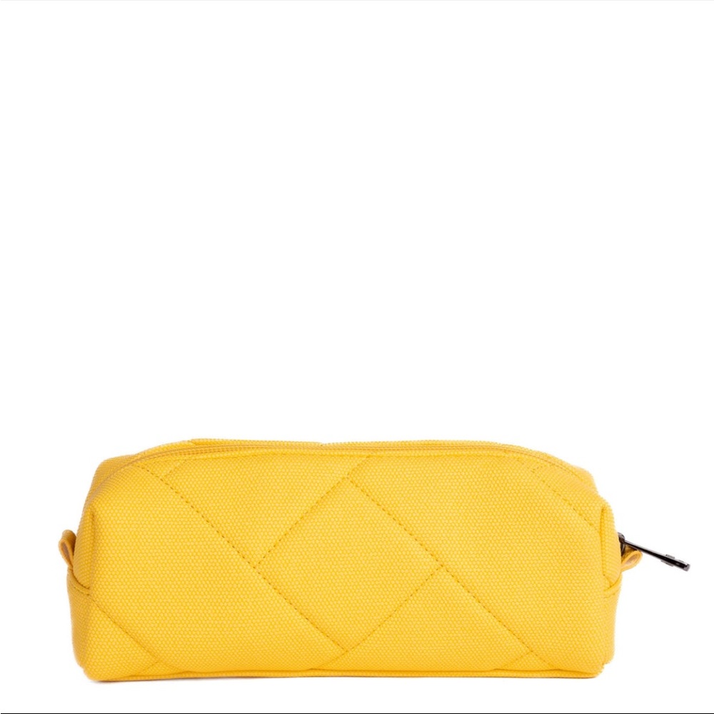 COPY - COPY - NWT Lug Jib Matte Luxe Vegan Leather Zip Pouch in Banana 🍌 - Picture 6 of 8